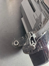 Laden Sie das Bild in den Galerie-Viewer, Frontscheinwerfer VW T-Cross 2GM941005 Links Scheinwerfer Headlight SCH2740668409gk