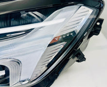 Laden Sie das Bild in den Galerie-Viewer, Frontscheinwerfer Volvo Xc60 32337382 Links Scheinwerfer Headlight SCH2741055540dw