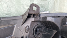 Laden Sie das Bild in den Galerie-Viewer, Frontscheinwerfer Mercedes-Benz Sprinter A9068205700 Rechts Headlight SCH2743997994wt