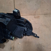 Laden Sie das Bild in den Galerie-Viewer, Frontscheinwerfer Opel Zafira Vivaro C 9847209980 Links Scheinwerfer Headlight SCH2756051589ao