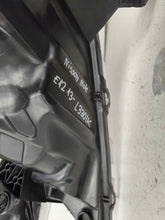Laden Sie das Bild in den Galerie-Viewer, Frontscheinwerfer Nissan Note E12 26010-3VV0A Rechts Scheinwerfer Headlight SCH2767952536zz