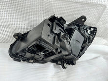 Laden Sie das Bild in den Galerie-Viewer, Frontscheinwerfer Mercedes-Benz W205 A2059062604 Rechts Scheinwerfer Headlight SCH2770246265or
