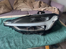 Laden Sie das Bild in den Galerie-Viewer, Frontscheinwerfer Volvo Xc60 31420417 LED Links Scheinwerfer Headlight SCH2771896337rw