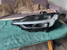 Laden Sie das Bild in den Galerie-Viewer, Frontscheinwerfer Volvo Xc60 31420417 LED Links Scheinwerfer Headlight SCH2771896337rw