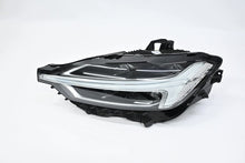 Laden Sie das Bild in den Galerie-Viewer, Frontscheinwerfer Volvo Xc60 II 32133548 LED Links Scheinwerfer Headlight SCH2775154124rt