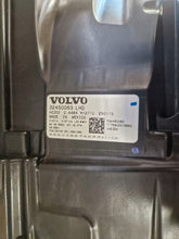 Laden Sie das Bild in den Galerie-Viewer, Frontscheinwerfer Volvo 32450063 LED Rechts Scheinwerfer Headlight SCH2778334827em