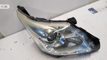 Laden Sie das Bild in den Galerie-Viewer, Frontscheinwerfer Toyota Avensis 81118-05310 Rechts Scheinwerfer Headlight SCH2781494199jj
