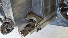 Laden Sie das Bild in den Galerie-Viewer, Frontscheinwerfer Opel Corsa D 89313379 Links Scheinwerfer Headlight SCH2783923970gu