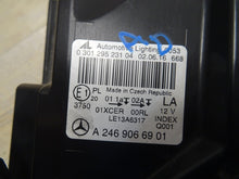 Laden Sie das Bild in den Galerie-Viewer, Frontscheinwerfer Mercedes-Benz W246 A2469066901 Links Scheinwerfer Headlight SCH2786185830xg