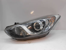 Laden Sie das Bild in den Galerie-Viewer, Frontscheinwerfer Hyundai I30 92101A6020 Links Scheinwerfer Headlight SCH2786622644zj
