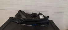 Load image into Gallery viewer, Frontscheinwerfer Skoda Fabia III 6V1841016E Rechts Scheinwerfer Headlight SCH2787670361hj