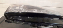Load image into Gallery viewer, Frontscheinwerfer Skoda Fabia III 6V1841016E Rechts Scheinwerfer Headlight SCH2787670361hj