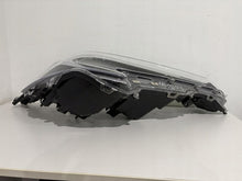 Laden Sie das Bild in den Galerie-Viewer, Frontscheinwerfer Toyota Corolla 81110-02X10 LED Rechts Scheinwerfer Headlight SCH2796240449xg