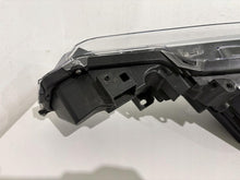 Laden Sie das Bild in den Galerie-Viewer, Frontscheinwerfer Toyota Corolla 81110-02X10 LED Rechts Scheinwerfer Headlight SCH2796240449xg