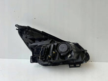 Laden Sie das Bild in den Galerie-Viewer, Frontscheinwerfer Opel Corsa D 13446801 Links Scheinwerfer Headlight SCH2796250316dh