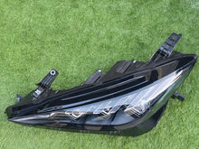 Laden Sie das Bild in den Galerie-Viewer, Frontscheinwerfer Mg MGMG4 Links Scheinwerfer Headlight SCH2803716696jt