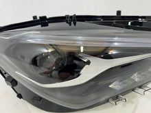 Laden Sie das Bild in den Galerie-Viewer, Frontscheinwerfer Mercedes-Benz Cla A1189068601 Rechts Scheinwerfer Headlight SCH2809475936ch