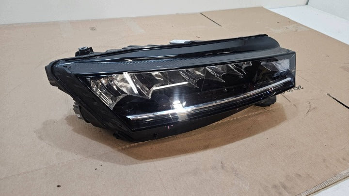 Frontscheinwerfer Skoda Octavia IV 5E4941016 LED Rechts Scheinwerfer Headlight SCH2810399600ly