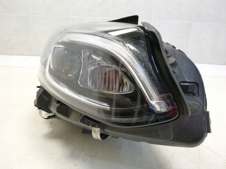 Frontscheinwerfer Mercedes-Benz W246 A2469062801 LED Rechts Headlight SCH2810482086hm