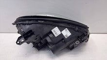 Laden Sie das Bild in den Galerie-Viewer, Frontscheinwerfer Mercedes-Benz X156 A1569062300 Links Scheinwerfer Headlight SCH2811762703vc