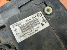 Load image into Gallery viewer, Frontscheinwerfer VW Passat 3C0941754 Rechts Scheinwerfer Headlight SCH2814138118jp
