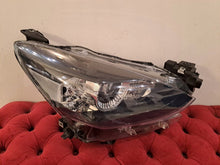 Laden Sie das Bild in den Galerie-Viewer, Frontscheinwerfer Mazda 2 Dj D43N-51030 LED Rechts Scheinwerfer Headlight SCH2815407681zg
