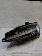 Laden Sie das Bild in den Galerie-Viewer, Frontscheinwerfer Volvo V60 S60 III 32314178 Full LED Links Headlight SCH2824019393it