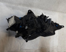 Laden Sie das Bild in den Galerie-Viewer, Frontscheinwerfer Volvo V60 S60 III 32314178 Full LED Links Headlight SCH2824019393it