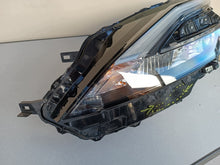 Laden Sie das Bild in den Galerie-Viewer, Frontscheinwerfer Nissan Qashqai III J12 100-8D02G Links Scheinwerfer Headlight SCH2829112835dn
