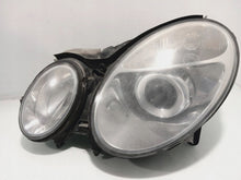 Laden Sie das Bild in den Galerie-Viewer, Frontscheinwerfer Mercedes-Benz W211 15435901 Links Scheinwerfer Headlight SCH2829505284na