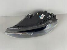 Laden Sie das Bild in den Galerie-Viewer, Frontscheinwerfer VW Polo 2G1941005 Links Scheinwerfer Headlight SCH2830446063iy