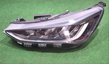 Load image into Gallery viewer, Frontscheinwerfer Ford Focus 1S7B13E015CF Links Scheinwerfer Headlight SCH2832743572gh