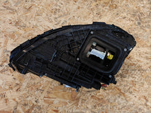 Laden Sie das Bild in den Galerie-Viewer, Frontscheinwerfer Mercedes-Benz W177 A1779065303 Links Scheinwerfer Headlight SCH2835645495db