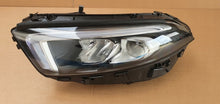 Laden Sie das Bild in den Galerie-Viewer, Frontscheinwerfer Mercedes-Benz W177 A1779063905 Ein Stück (Rechts oder Links) SCH2839281239rz