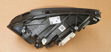 Laden Sie das Bild in den Galerie-Viewer, Frontscheinwerfer Mercedes-Benz W177 A1779063905 Ein Stück (Rechts oder Links) SCH2839281239rz