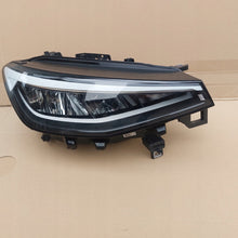Laden Sie das Bild in den Galerie-Viewer, Frontscheinwerfer VW Id.4 11B941006 LED Rechts Scheinwerfer Headlight SCH2854625239ov