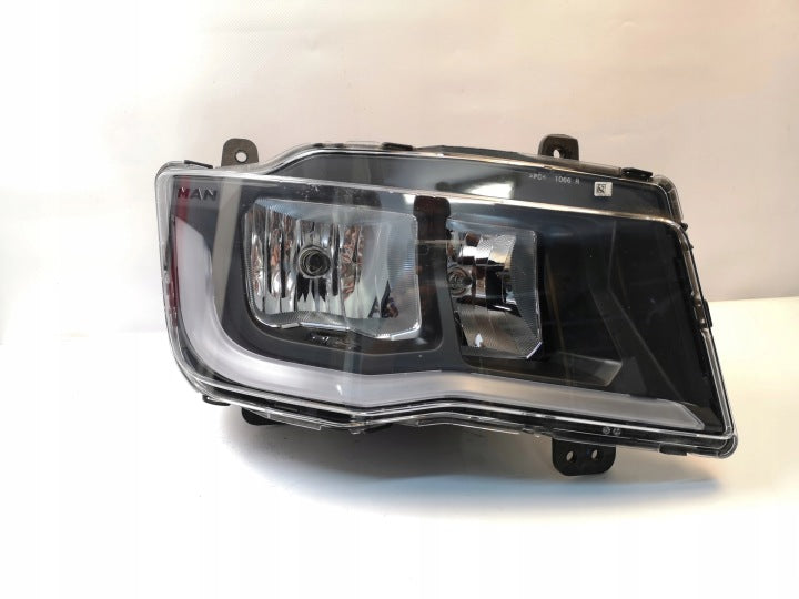 Frontscheinwerfer Man 25101-6738 Rechts Scheinwerfer Headlight SCH2855232535jx