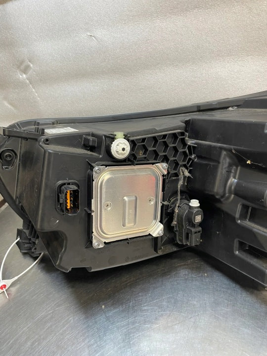 Frontscheinwerfer Renault Trafic III 260102899R LED Rechts Headlight SCH2860527555vn