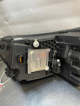 Laden Sie das Bild in den Galerie-Viewer, Frontscheinwerfer Renault Trafic III 260102899R LED Rechts Headlight SCH2860527555vn