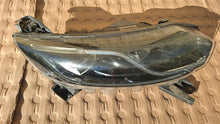 Load image into Gallery viewer, Frontscheinwerfer Renault Espace V 260608372R 260108498R Links Headlight SCH2861382982fd