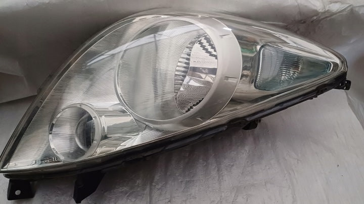 Frontscheinwerfer Nissan Note E11 26010BH10B Rechts Scheinwerfer Headlight SCH2863583032en