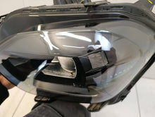 Laden Sie das Bild in den Galerie-Viewer, Frontscheinwerfer Lancia Ypsilon 9850750680 Links Scheinwerfer Headlight SCH2864024229nm