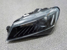 Laden Sie das Bild in den Galerie-Viewer, Frontscheinwerfer Skoda Superb III 3V1941015 Xenon Links Scheinwerfer Headlight SCH2864785789ja