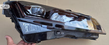 Load image into Gallery viewer, Frontscheinwerfer Skoda Superb III 3V1941016D Rechts Scheinwerfer Headlight SCH2865086471rn