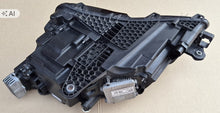 Load image into Gallery viewer, Frontscheinwerfer Skoda Superb III 3V1941016D Rechts Scheinwerfer Headlight SCH2865086471rn