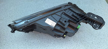 Laden Sie das Bild in den Galerie-Viewer, Frontscheinwerfer Jeep 522187210 522187170 Ein Satz Scheinwerfer Headlight SCH2865124023bh