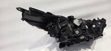 Load image into Gallery viewer, Frontscheinwerfer Toyota Highlander 10100-8A06K Links Scheinwerfer Headlight SCH2869831982zl