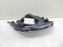 Load image into Gallery viewer, Frontscheinwerfer Kia Stonic 92101-H8 Links Scheinwerfer Headlight SCH2871343367oj