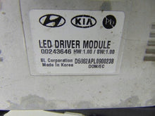 Load image into Gallery viewer, Frontscheinwerfer Kia Stonic 92101-H8 Links Scheinwerfer Headlight SCH2871343367oj