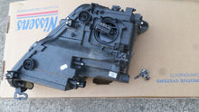 Laden Sie das Bild in den Galerie-Viewer, Frontscheinwerfer Cupra Formentor Leon 5FB941007J LED Links Headlight SCH2872716079rd